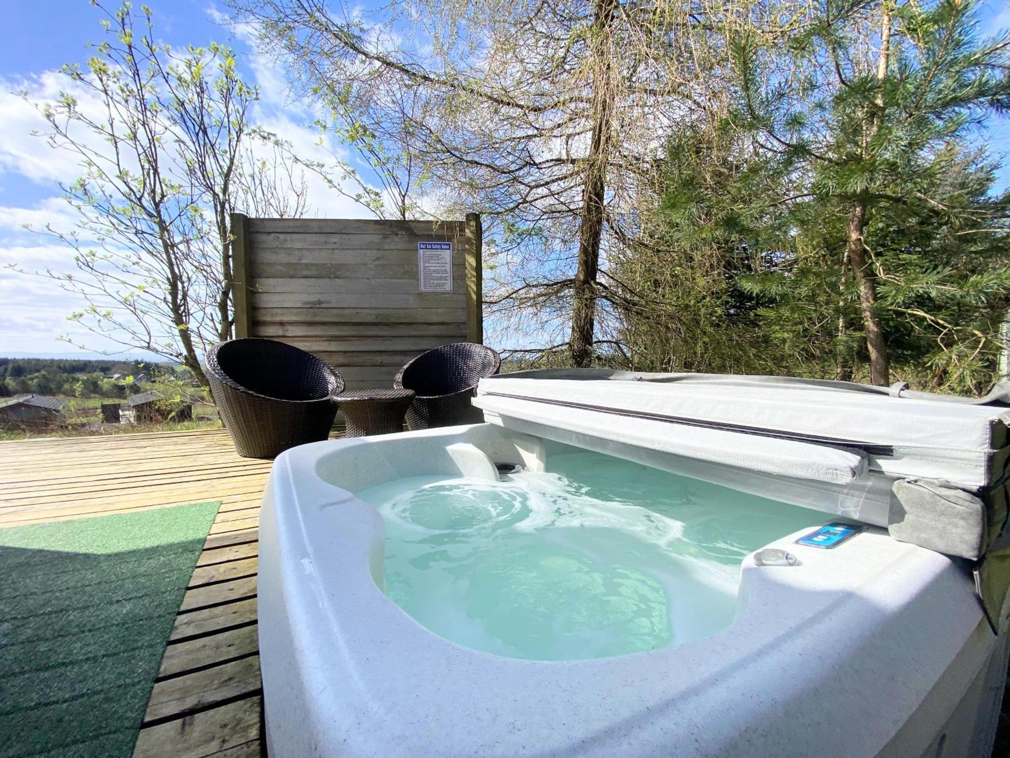 Blair Tiny House With Private Hot Tub - Fife - Loch Leven - Lomond Hills Dunfermline