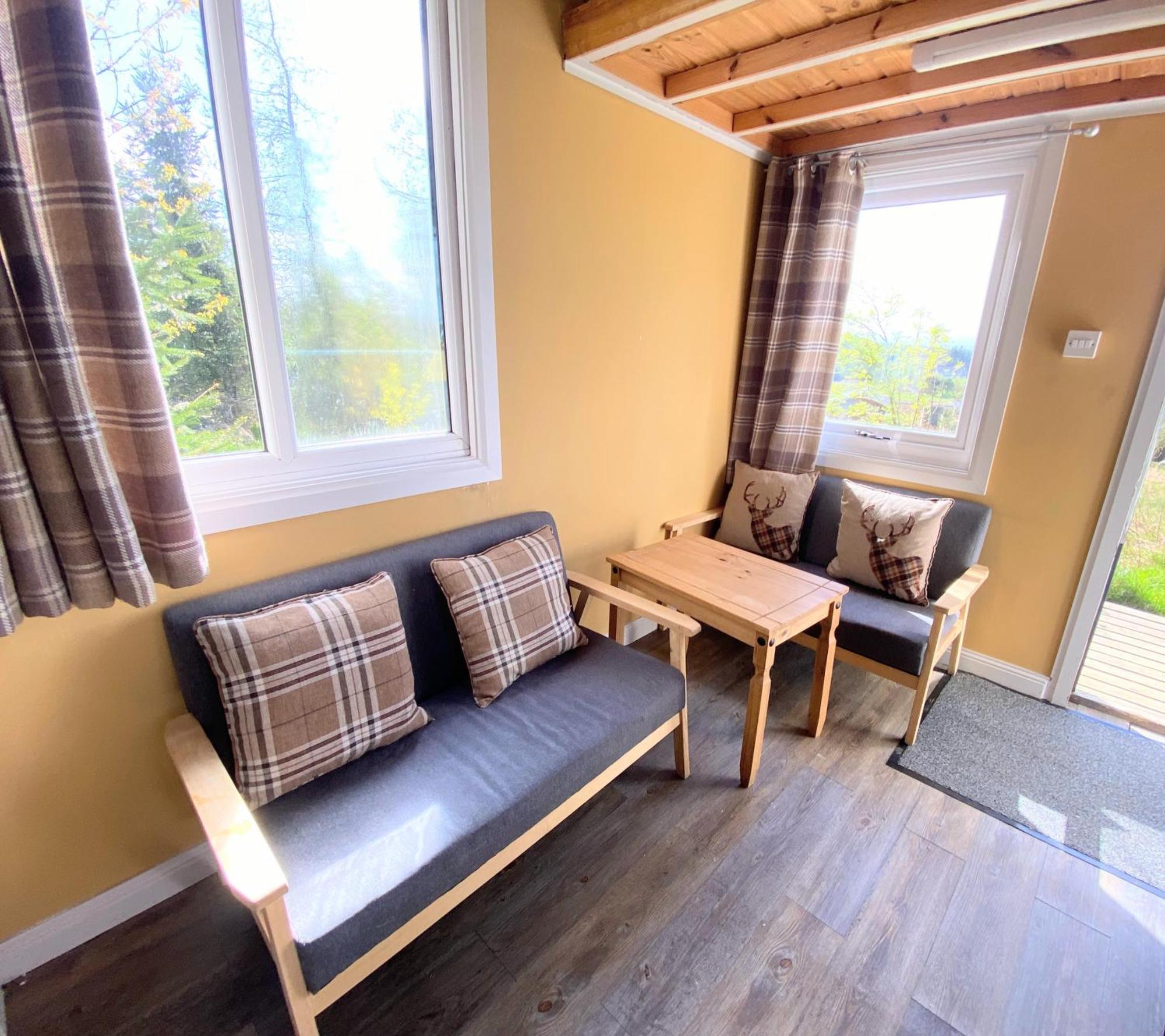 Blair Tiny House With Private Hot Tub - Fife - Loch Leven - Lomond Hills